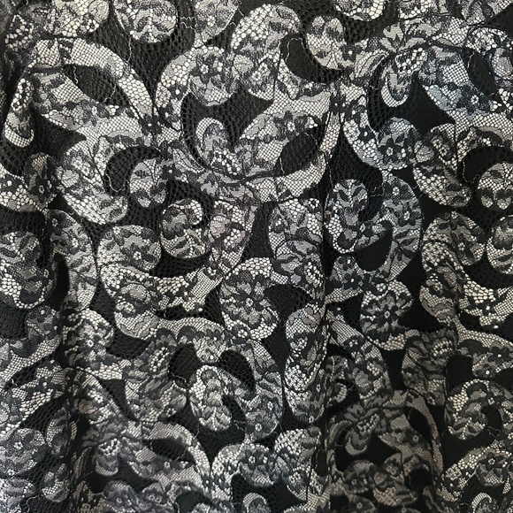 BCBGMAXAZRIA - Picture 6 of 12